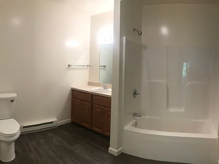 145 N Gill St — Photo 9