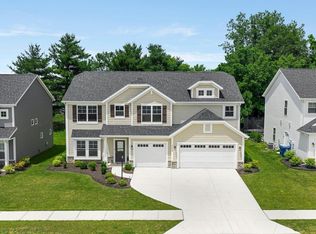 1114 Mosaic St, Huntertown, IN 46748