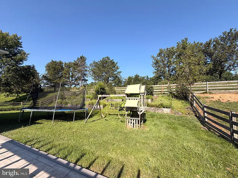 10214 Moss Tower Pl — Photo 7