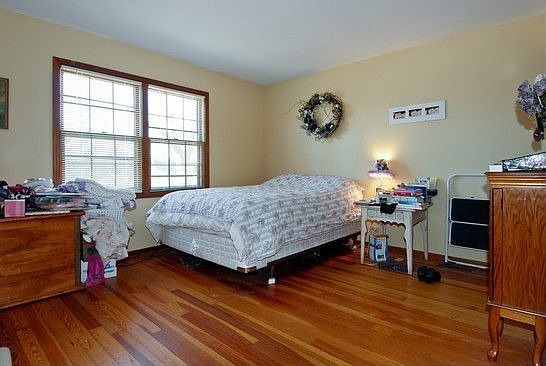 5th image of 417 S Whispering Hills Dr