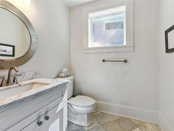 4th image of 1109 Austerlitz St #1109