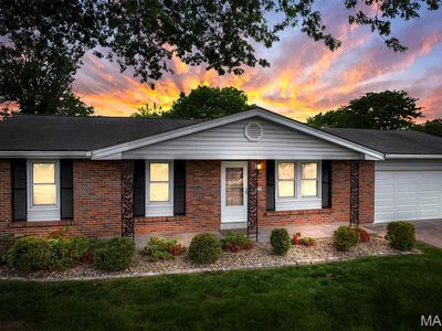 3135 Elm St, Saint Charles, MO, 63301