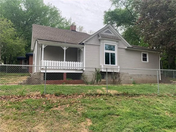 804 Woodson St, Saint Joseph, MO 64501