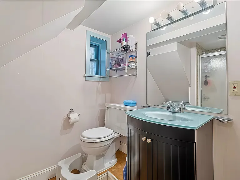312 Elmwood ave — Photo 15