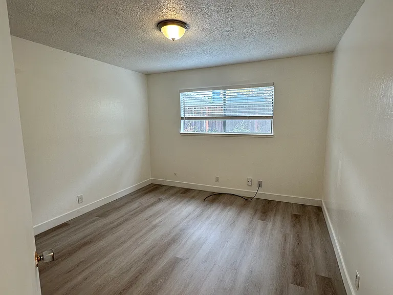 318 Gault St #6 — Photo 18