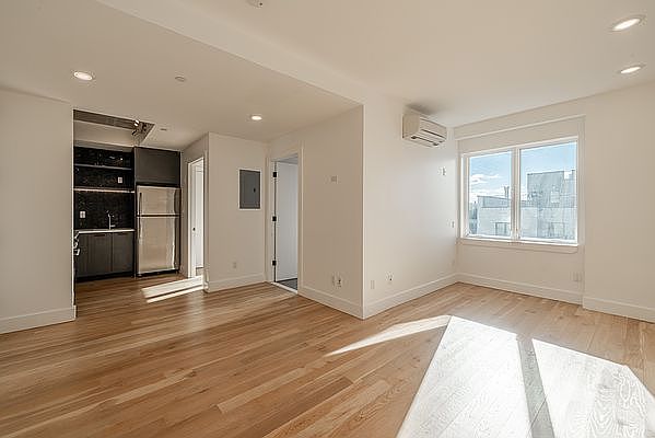 1st image of 204 Linden Blvd #6J