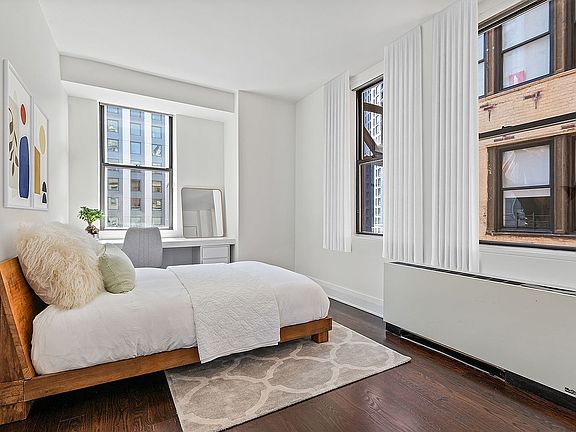 5th image of 150 Nassau St APT 18D