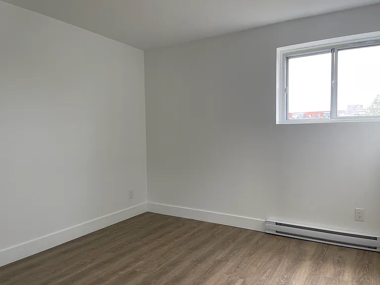 19 Regency Cres — Photo 14