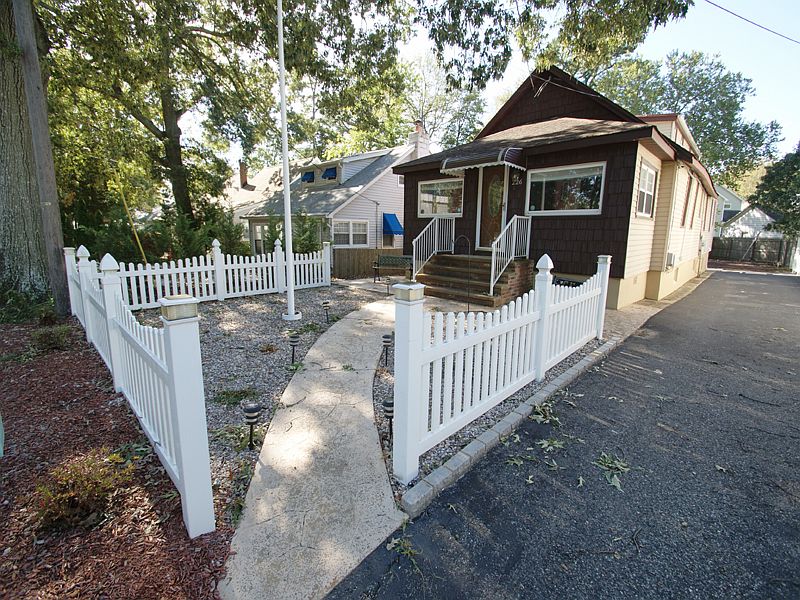 1st image of 226 Swan Blvd