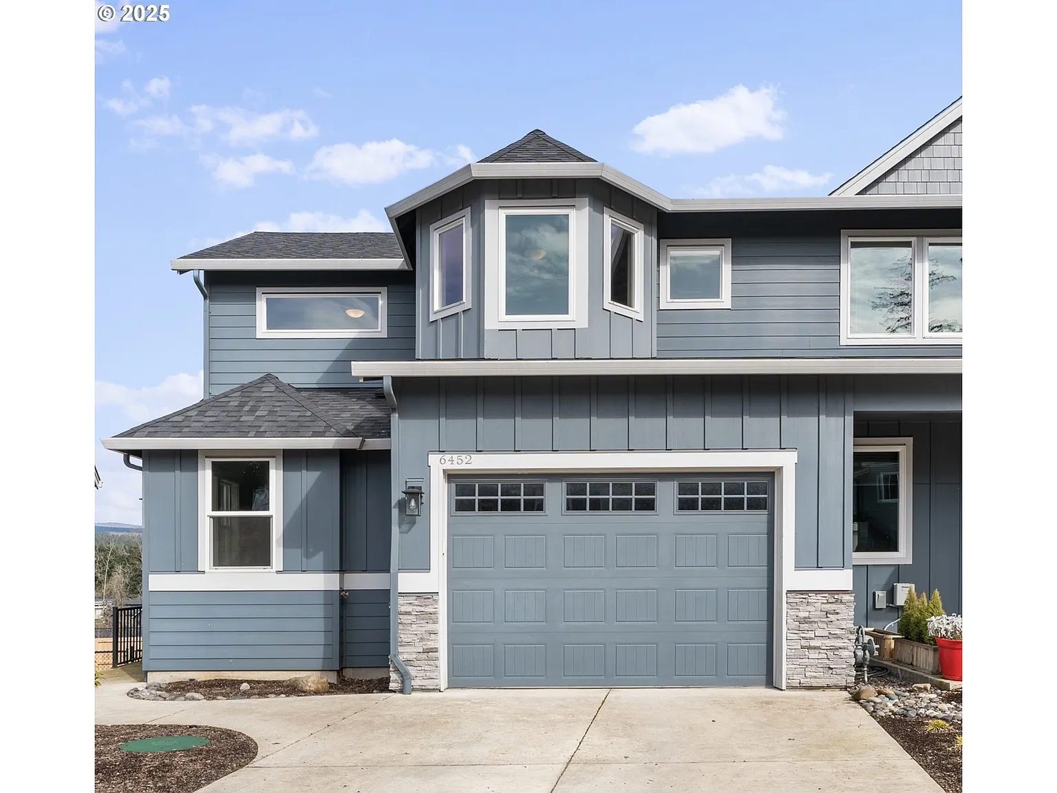 6452 NW Lambert Ln photo 1