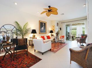809 Vistana Cir, Naples, FL 34119