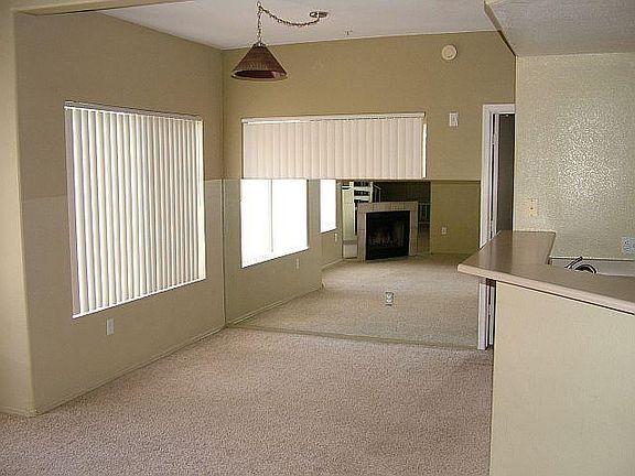 5th image of 4644 22nd St Unit 2041