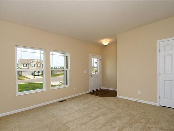 3rd image of 3028 Bruces Trl #161
