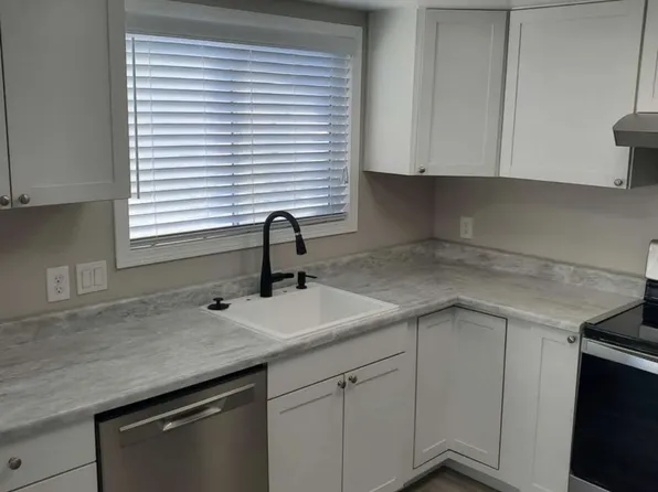 1216 N Williams St #2, Kennewick, WA 99336