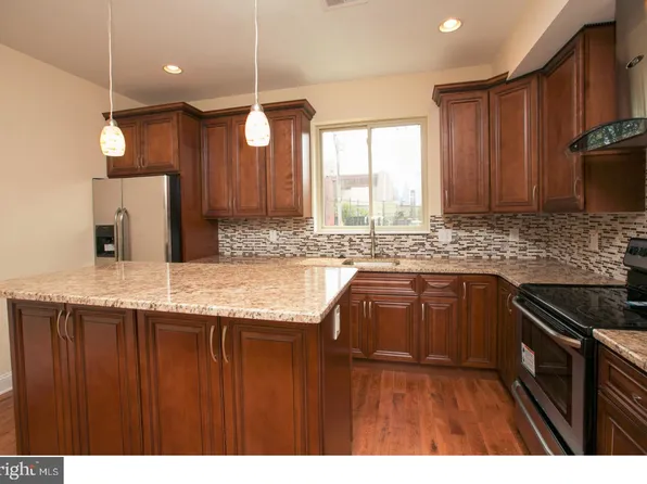 1626 W Stiles St, Philadelphia, PA 19121