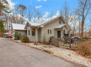 610 Pointe Wildwood Dr, Seneca, SC 29678