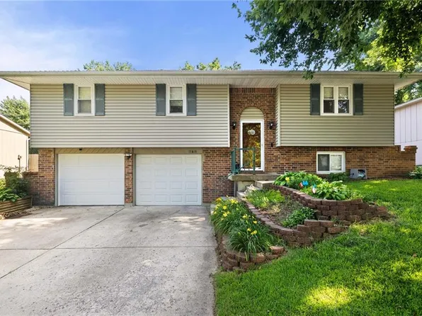 17819 E Greentree Ave, Independence, MO 64057