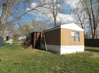519 S Meridian Rd, Mitchell, IN 47446