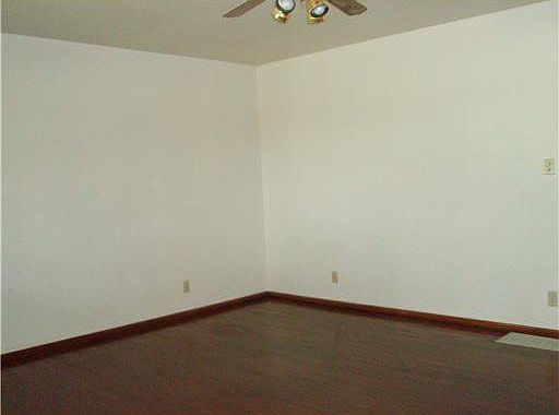 5th image of 1126 N Sheridan St