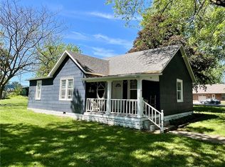 109 W 27th St, Higginsville, MO 64037