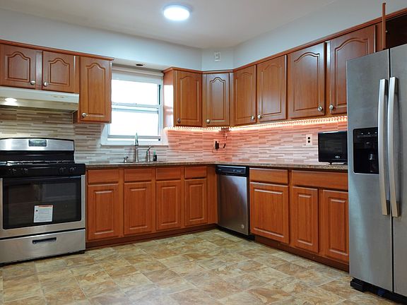 2nd image of 45 Alexander Ave