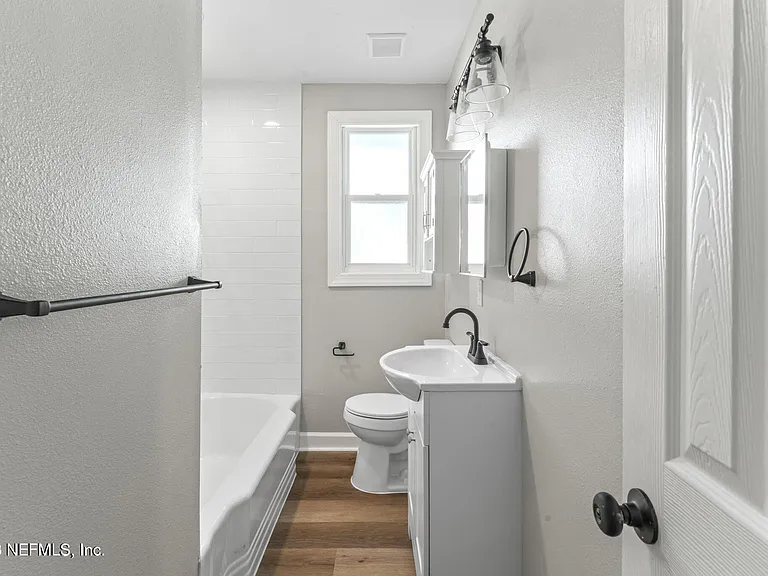 1821 San Marco Blvd #4 — Photo 13
