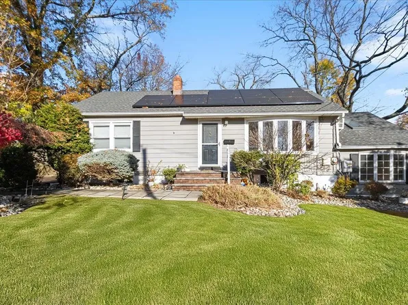 68 Christine Lane, Tappan, NY 10983