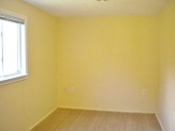 5th image of 121 Chadborne Ct