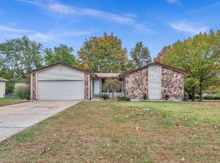 100 Park Charles Blvd N, Saint Peters, MO 63376