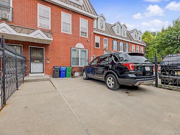 2nd image of 658 Beck Street