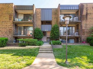 4414 Island Pl APT 302, Annandale, VA 22003