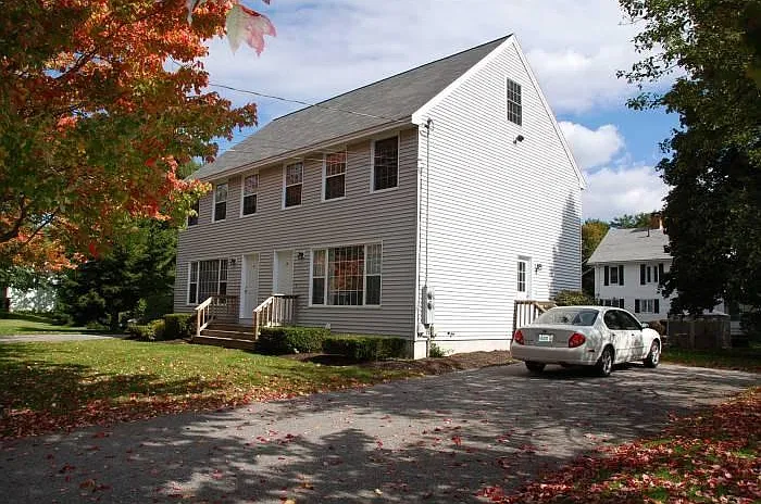 2 bed, 1.5 bath, 2000 sqft, $2,500 — Photo 1