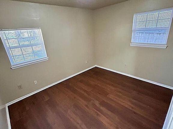 5th image of 5312 Brookdale Dr