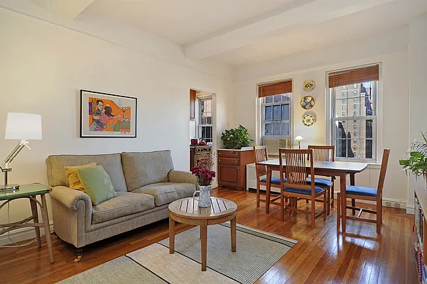 Sold by Corcoran | media 8