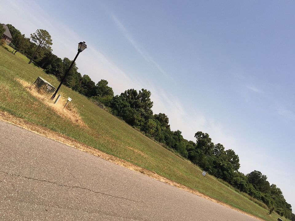 1st image of 228 St. Jerard Avenue