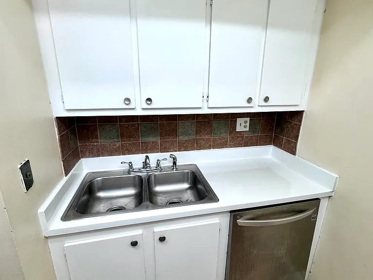 4141 NW 90th Ave #103 — Photo 8