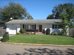 301 Texas Dr, Brick, NJ 08723