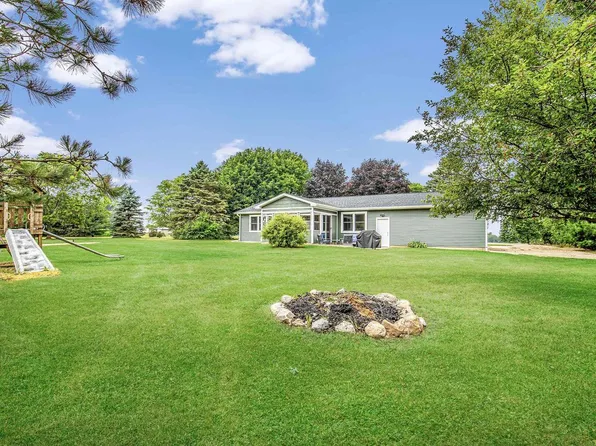 114 COUNTY ROAD N, Edgerton, WI 53534