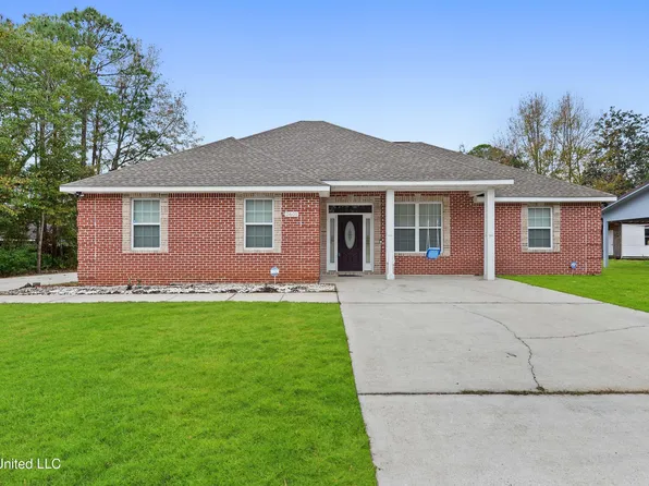 2601 N 11th St, Ocean Springs, MS 39564