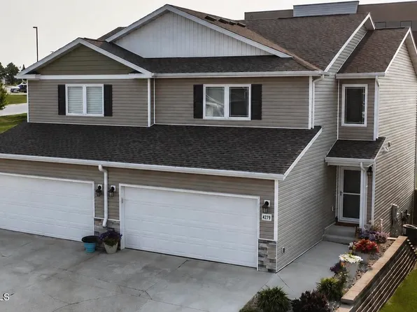 4121 Normandy St, Bismarck, ND 58503