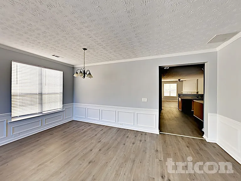 3329 Coach House Ct — Photo 6