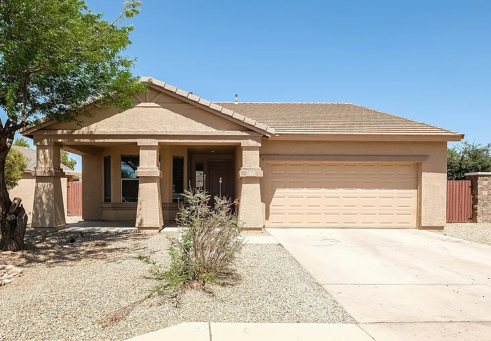 105 N 108th Dr