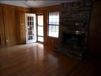 2nd image of 721 Nicole Dr
