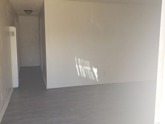 5th image of 7816 Elm St
