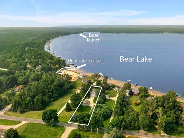 6624 S Shore Dr, Bear Lake, MI 49614