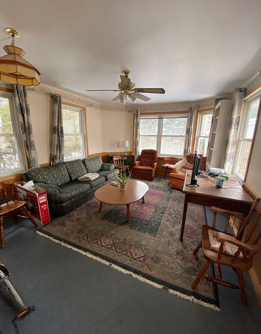 81 Elgin Crescent Waterloo — Photo 4