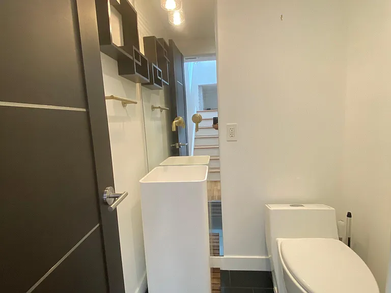 powder room