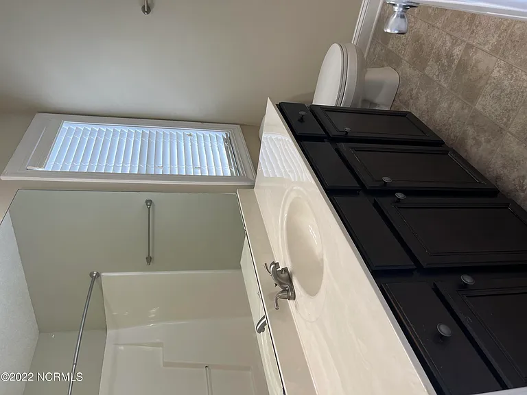 112 Chandler Dr #C — Photo 25