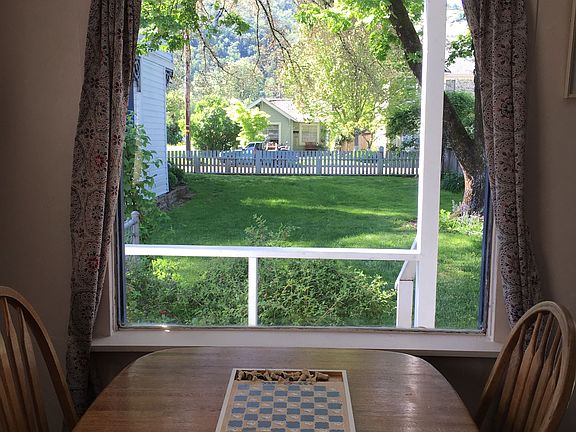 Really sweet view from the dining room window