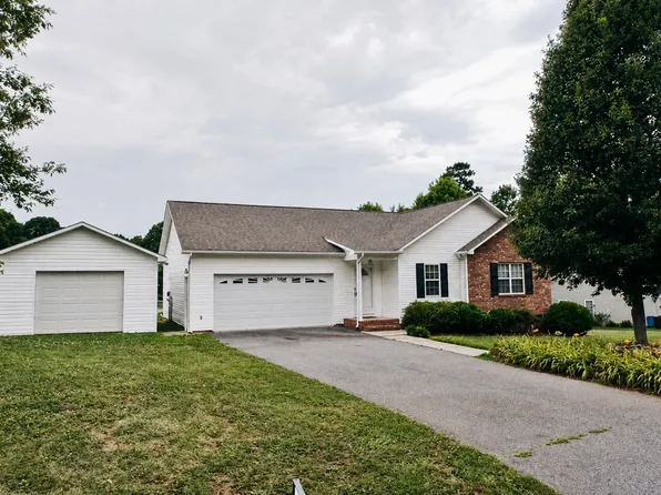 5139 Silver Tree Trl, Conover, NC 28613